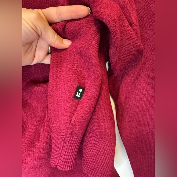 Women’s maroon lightweight crewneck sweater cozy soft and fitted plus size XS - Picture 8 of 11